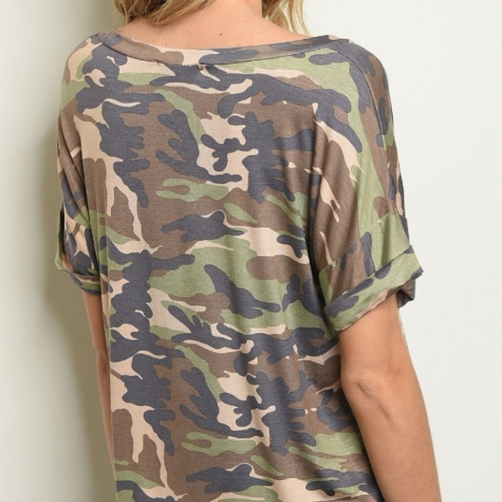 BOGO Free Camo Pocket Tee - Picture 4 of 4